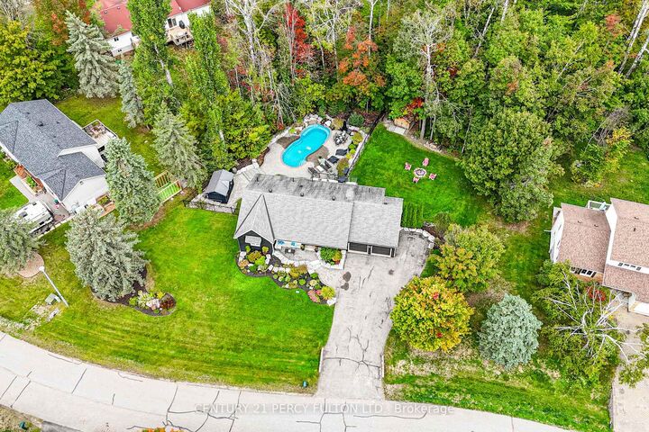 13 Hickory Lane  Oro-Medonte ON L0L 1E0 photo