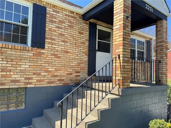 Property Photo:  2251 Montgomery Road  PA 15143 