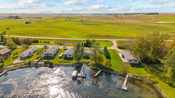 Property Photo:  1532 Shepherd'S Marina Rd  SD 57239 