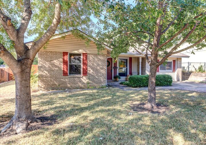 Property Photo:  815 Hill Wood Drive  TX 78745 