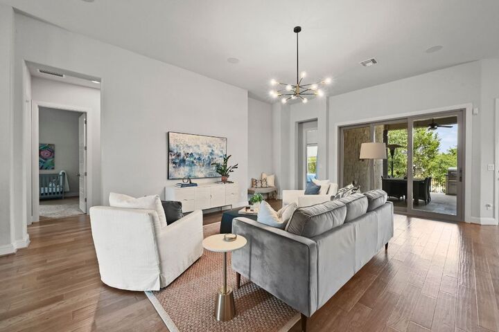 Property Photo:  216 Vista Village Cove  TX 78738 