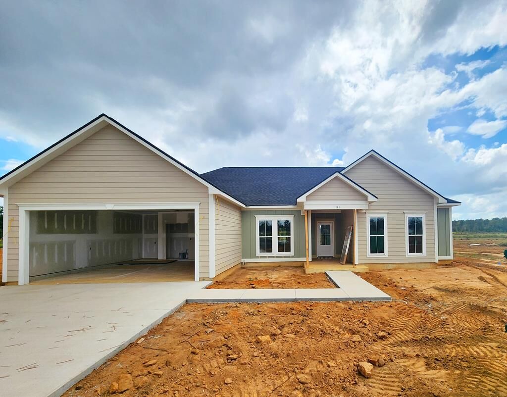 Property Photo:  141 Willow Oak Loop  GA 31763 