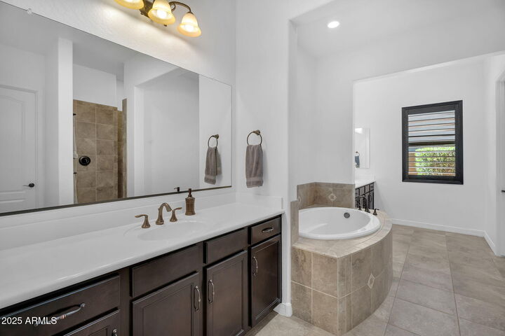 Property Photo: 6961 E Ivyglen Street AZ 85207