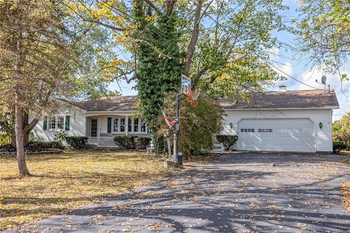 Property Photo: 6790 Hessenthaler Road NY 14422