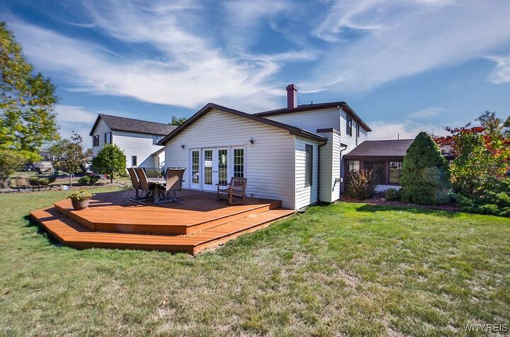 Property Photo:  1687 Fix Road  NY 14072 