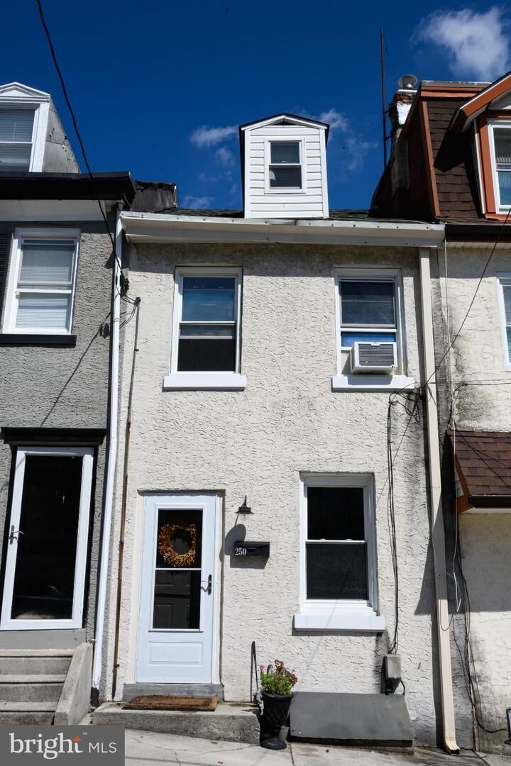 Property Photo:  250 E 6th Avenue  PA 19428 