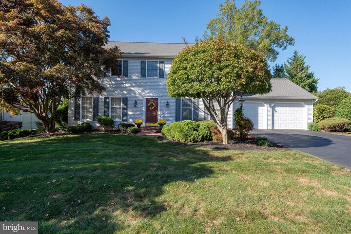 Property Photo: 4189 Greywood Drive PA 17402