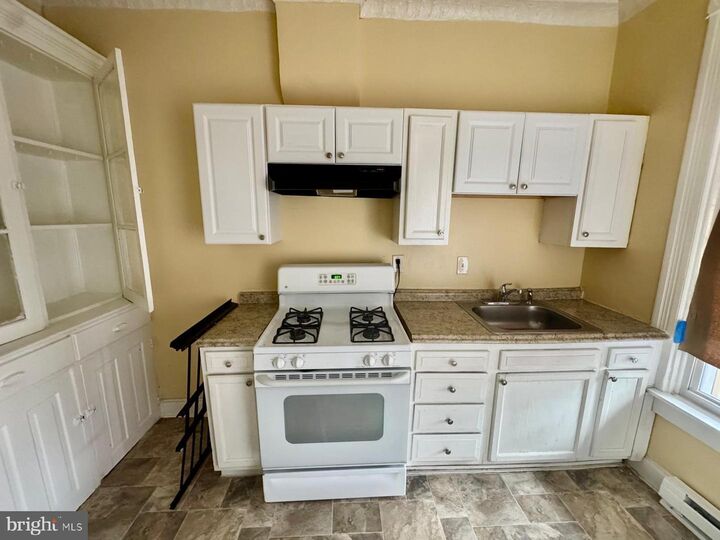 Property Photo:  1942 W Fayette Street  MD 21223