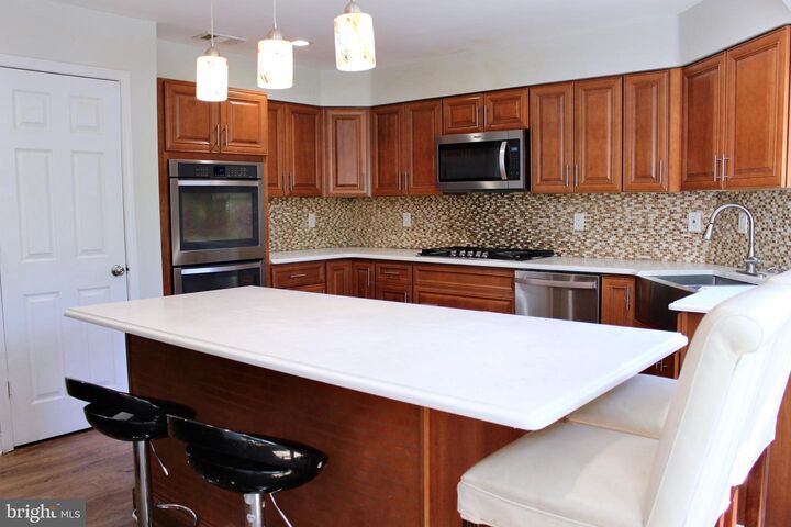 Property Photo:  153 Impatiens Court  NJ 08753 