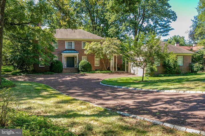 Property Photo:  31 Vreeland Court  NJ 08540 