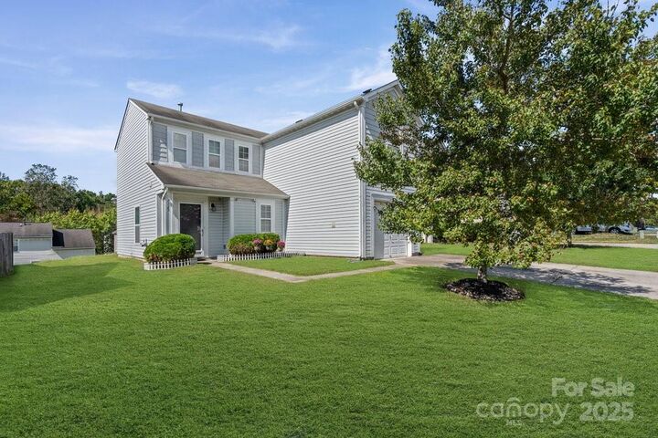 Property Photo:  7125 Bullock Drive  NC 28214 