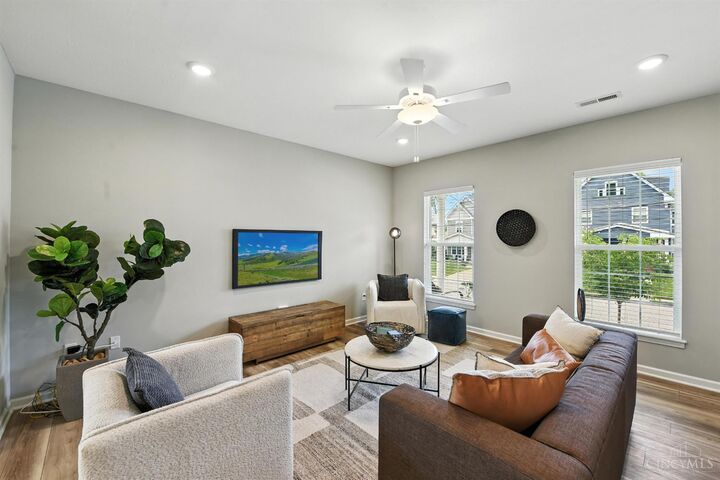 Property Photo:  1545 Ruth Avenue  OH 45207 