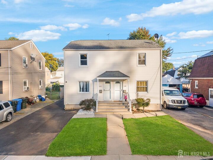 Property Photo:  532 Olive Place  NJ 07095 