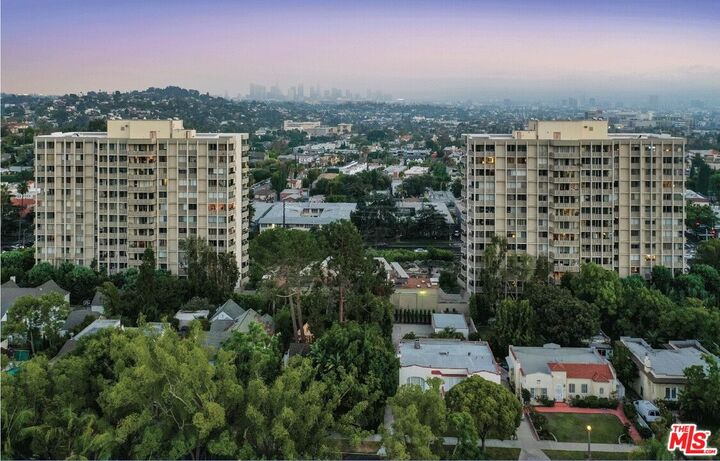 Property Photo:  4411 Los Feliz Blvd  CA 90027 