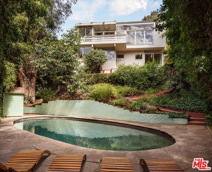 Property Photo: 2764 Outpost Dr CA 90068