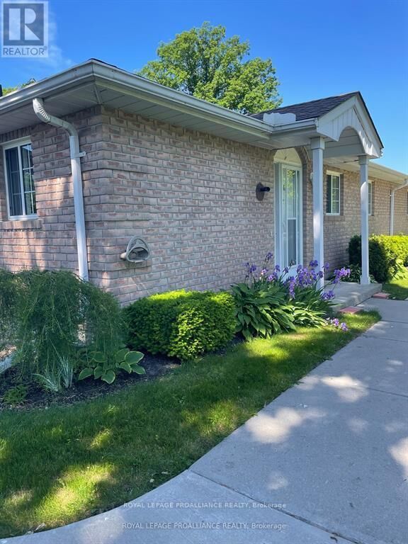 351 Cannifton Road North 16  Belleville (Thurlow Ward) ON K8N 4Z6 photo