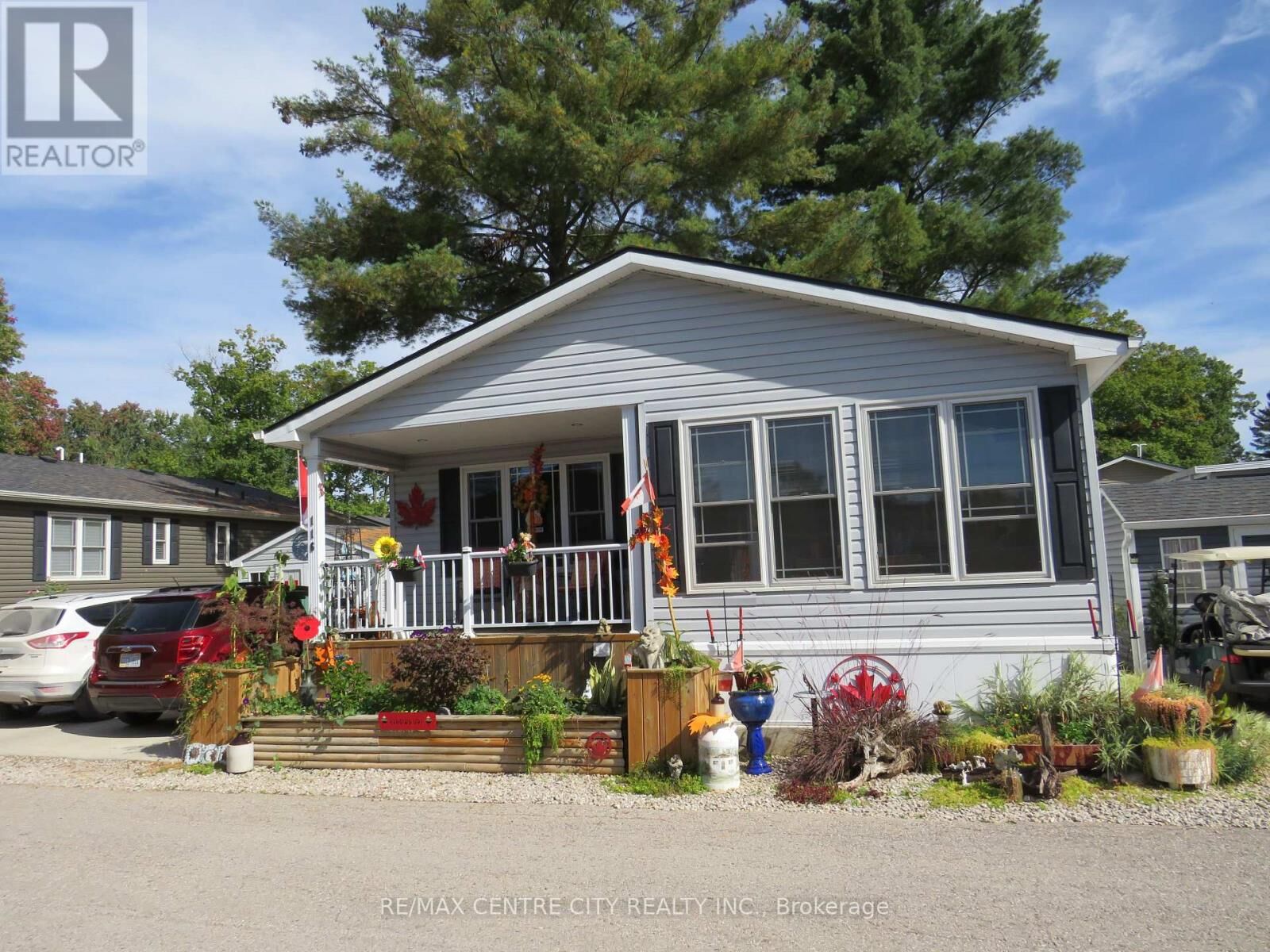 Property Photo: 22790 Amiens Road 116 ON N0L 1R0