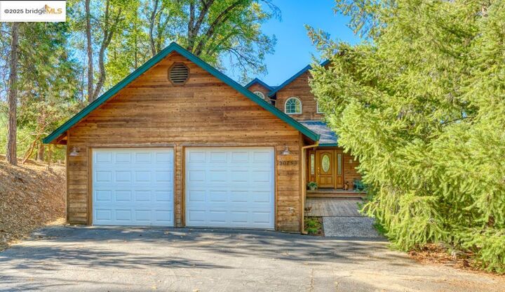 Property Photo: 20759 Nonpareil Way CA 95321