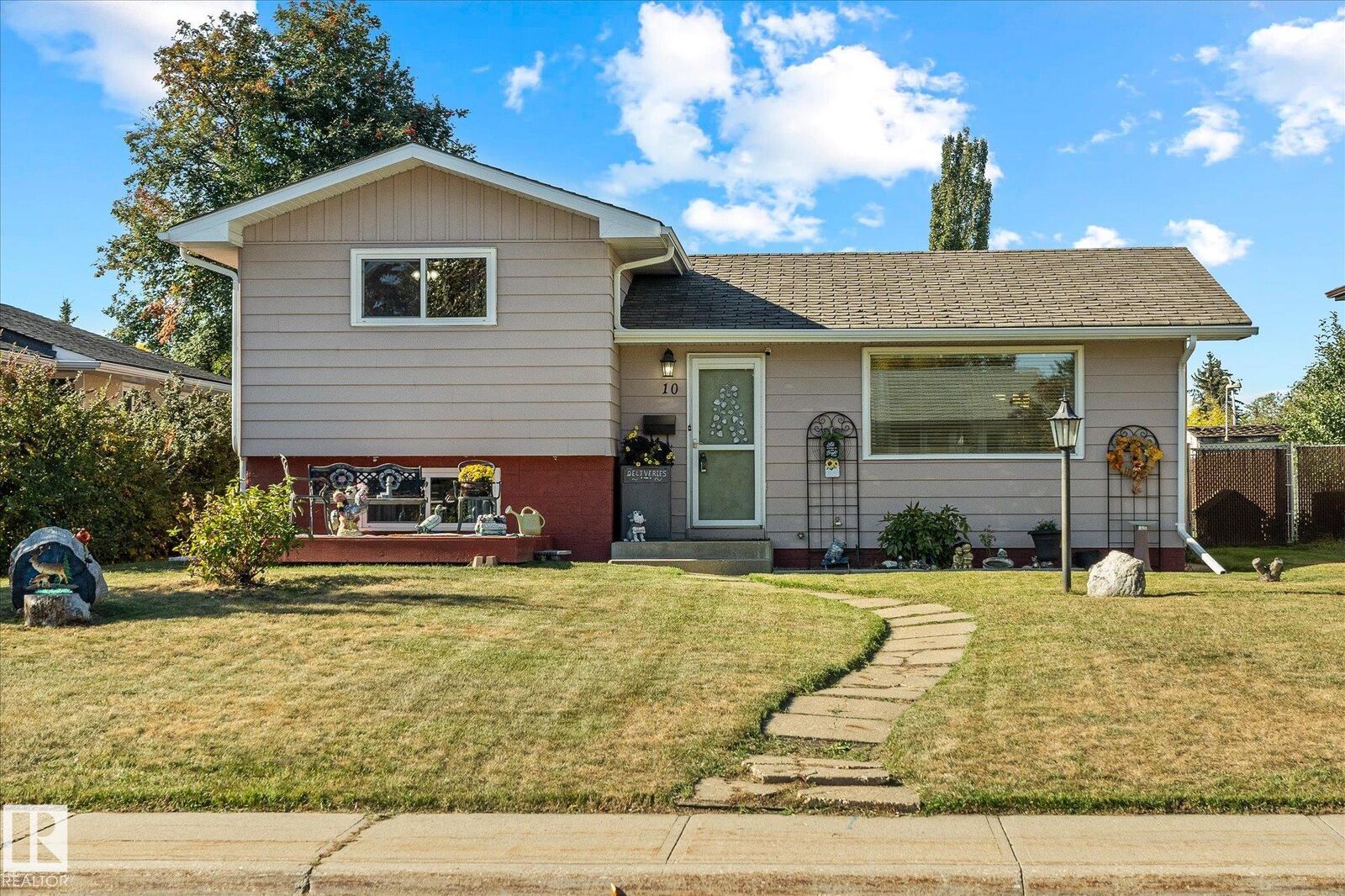 Photo de la propriété: 10 Brookside Crescent AB T7X 1B7