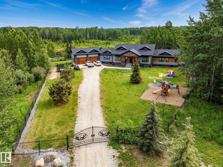 Property Photo:  53313 Rge Road 30  AB T7Y 0E2 