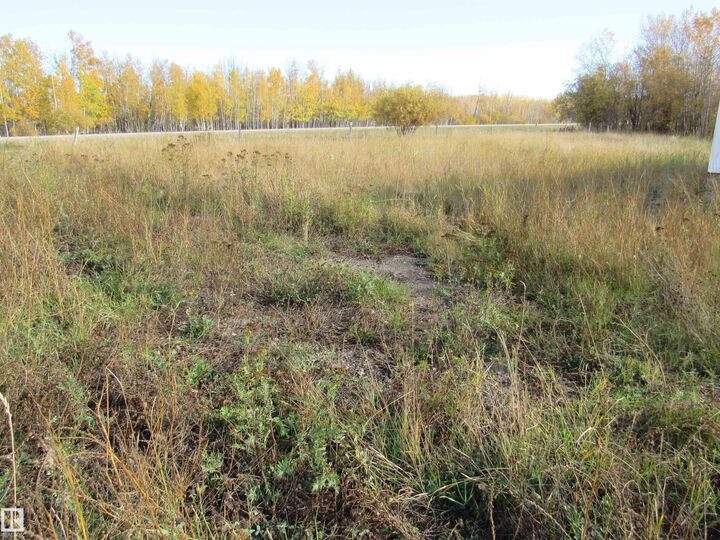 Property Photo: 107 - 2529 Hwy 651 AB T0E 1A0