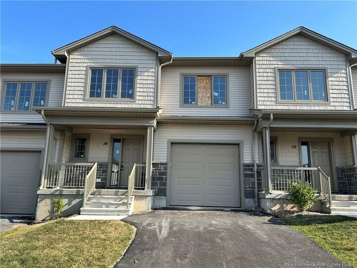 14 Huntingdon Circle  Fredericton NB E3B 0L9 photo