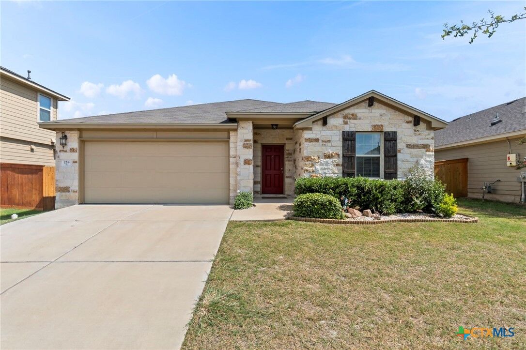Property Photo: 224 Horsemint Way TX 78666