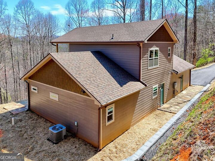 Property Photo: 1378 Summit Trail GA 30546