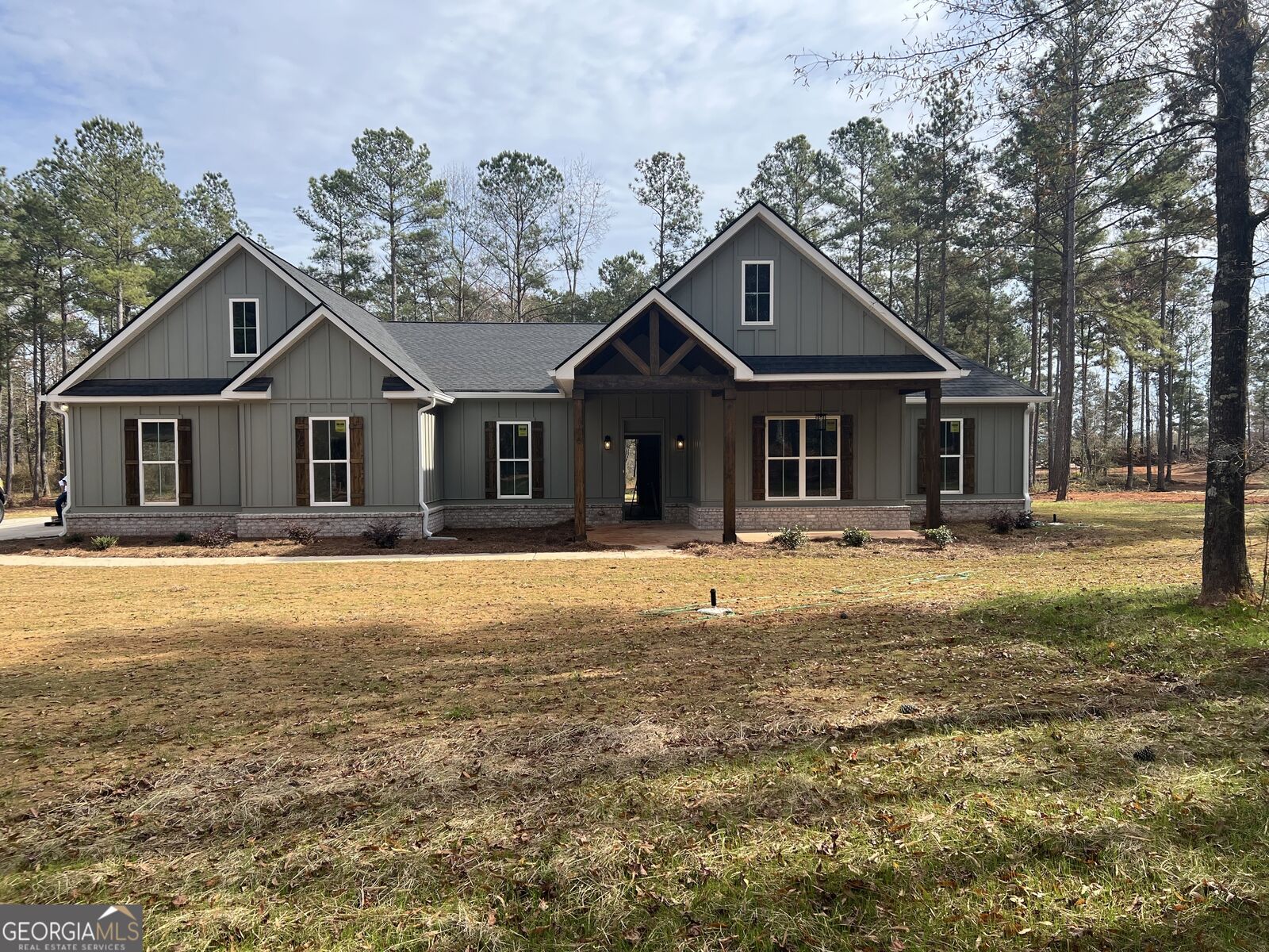 Property Photo: 610 Dean Patrick GA 30248