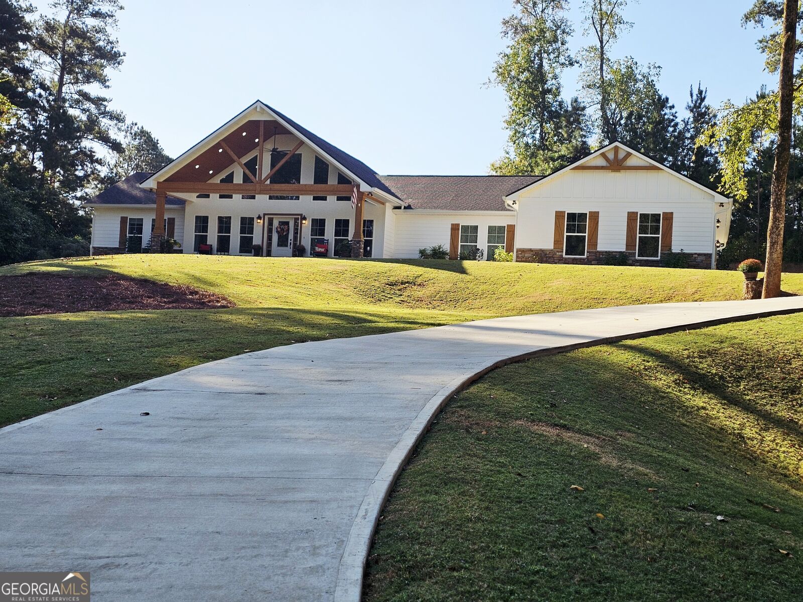 Property Photo:  114 Riverbluff Drive  GA 30240 