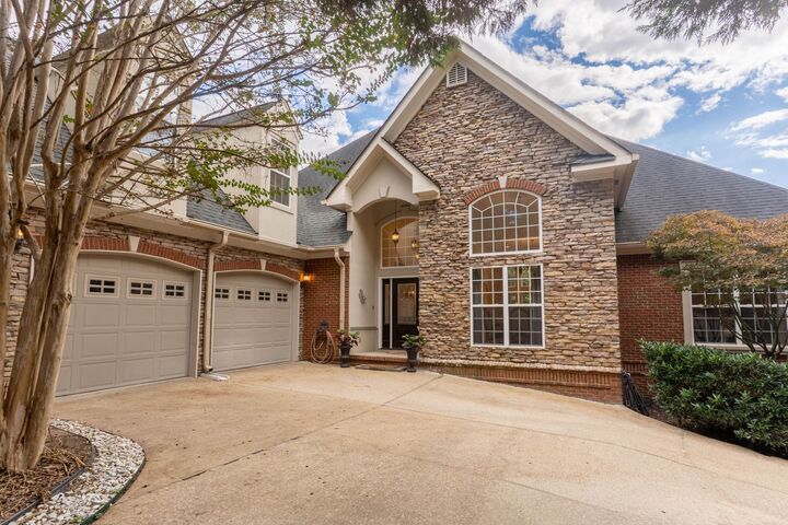 3114 Forest Shadows Drive  Chattanooga TN 37421 photo