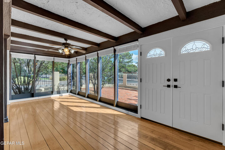 Property Photo:  923 McKelligon Drive  TX 79902 