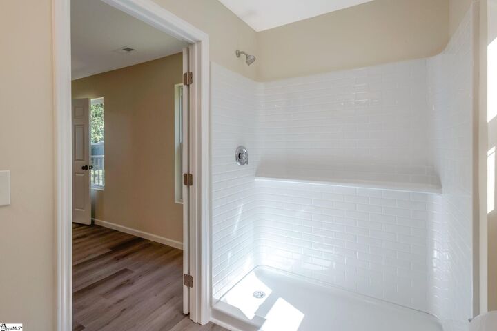 Property Photo:  815 S Liberty Street  SC 29306 