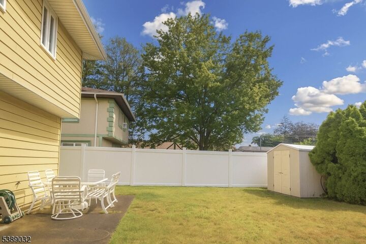 Property Photo:  11 Roehrs Dr  NJ 07057 