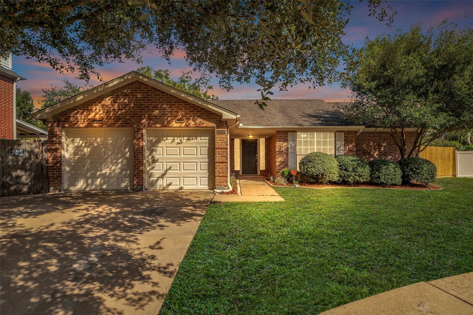 Property Photo:  5210 Aspen Point Drive  TX 77449 