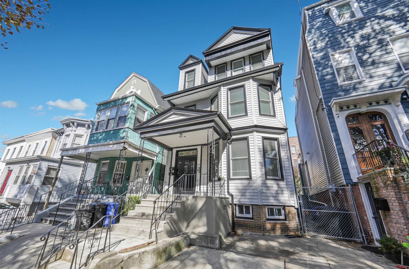 Property Photo:  24 Belmont Ave 1  NJ 07304 