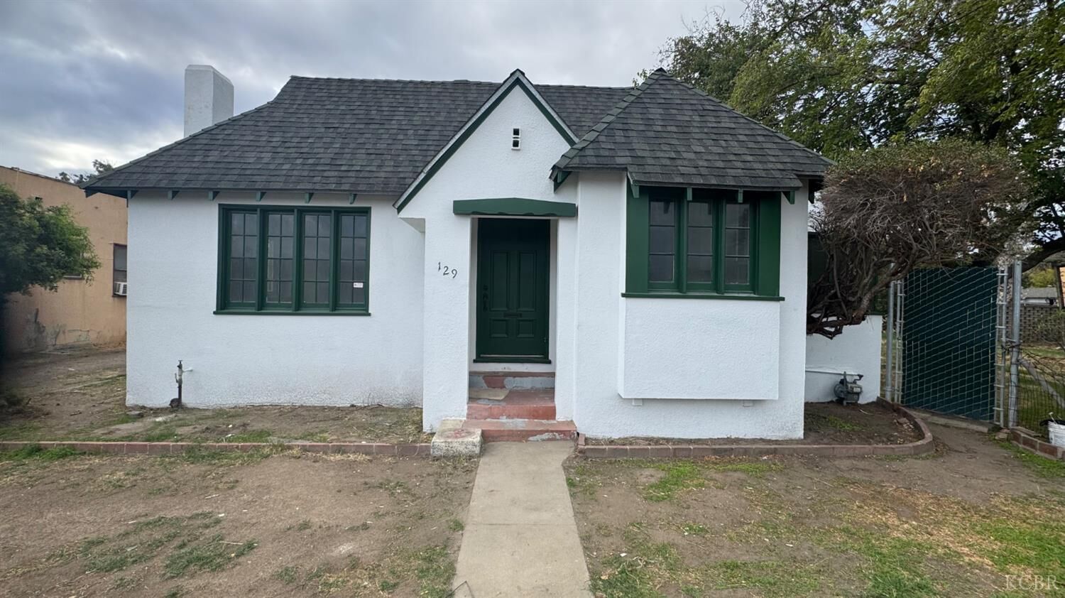 Property Photo:  129 E Grangeville Boulevard  CA 93230 