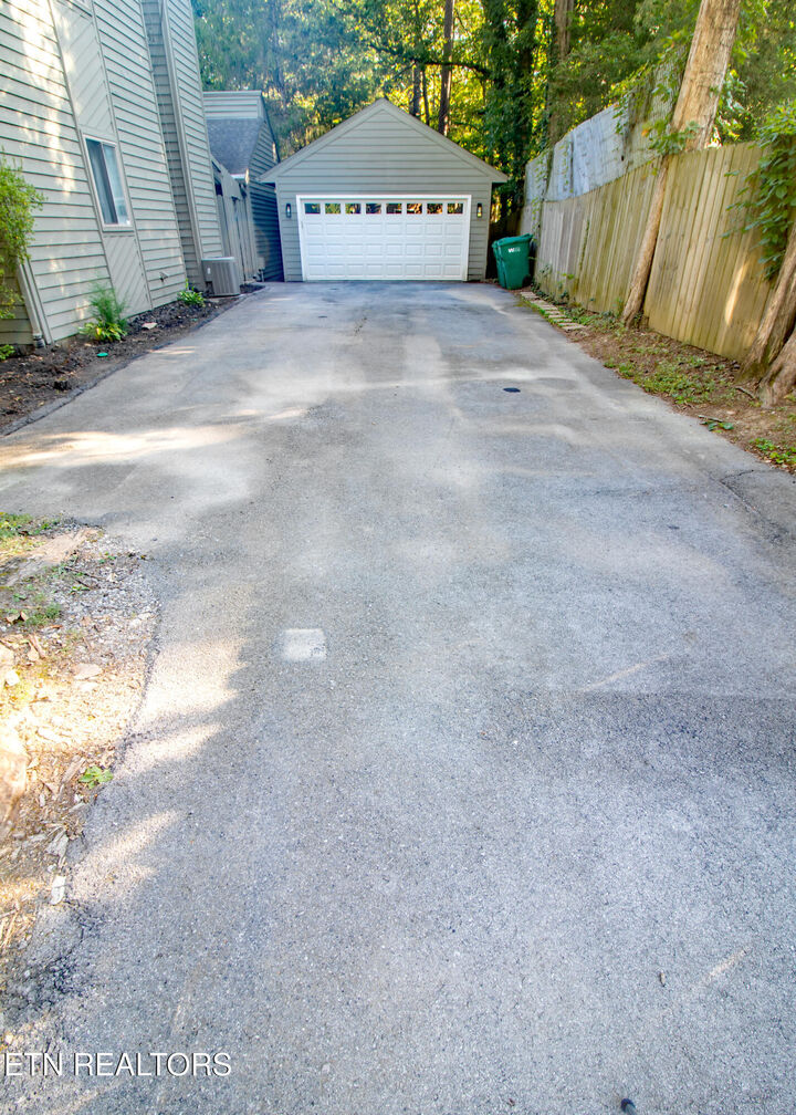Property Photo:  520 Hickory Woods Rd  TN 37934 