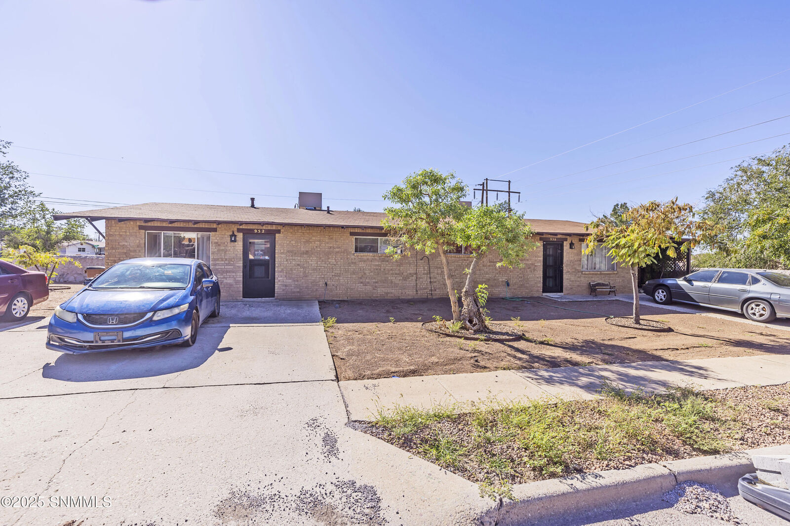 Property Photo:  950 / 952 Glendale Drive  NM 88005 