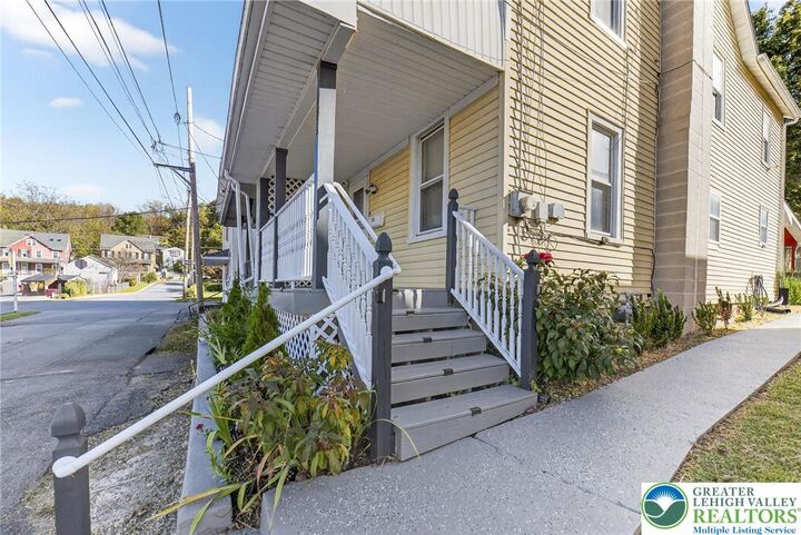 Property Photo: 125 Wabash Avenue PA 18014