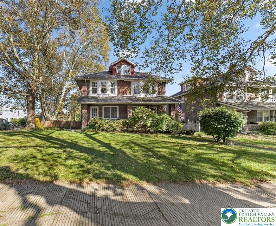 Property Photo:  1334 W Union Boulevard  PA 18018 
