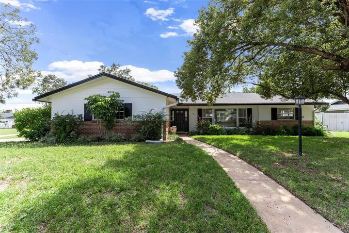 2632 Derbyshire Road  Maitland FL 32751 photo