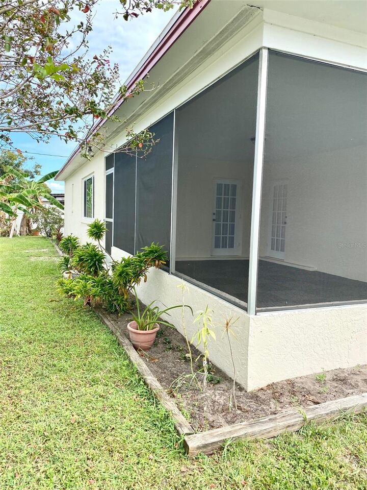 Property Photo: 1522 Nursery Road FL 33756