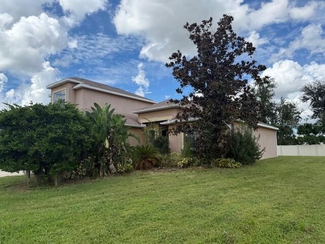 Property Photo:  11405 57th Street E  FL 34219 