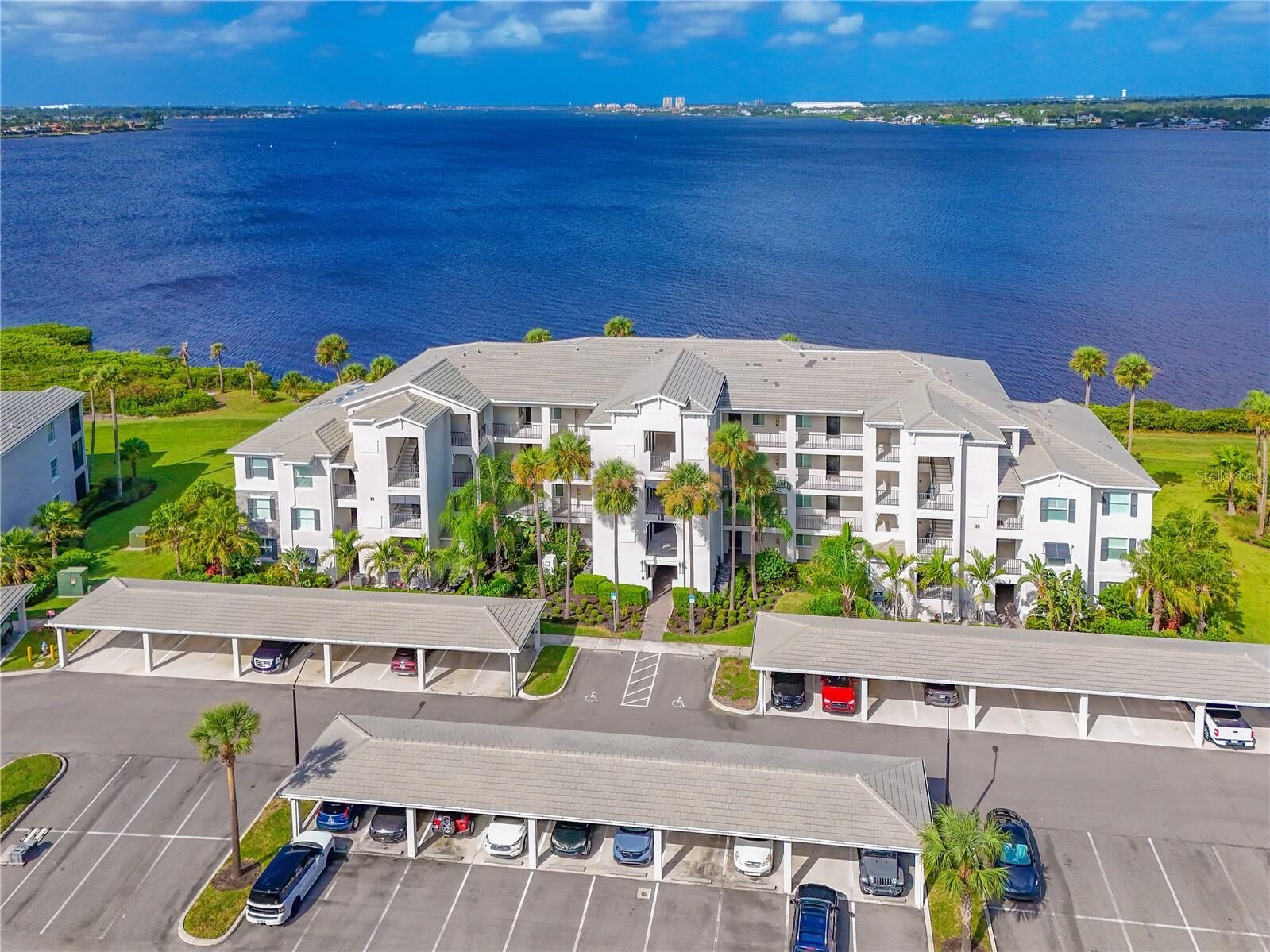 Property Photo:  910 Tidewater Shores Loop 102  FL 34208 
