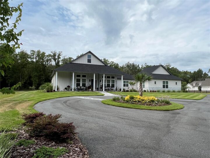 Property Photo:  14407 NW 50th Place  FL 32615 