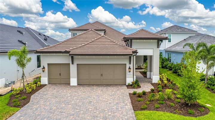 Property Photo: 1504 Corfu Place FL 34240