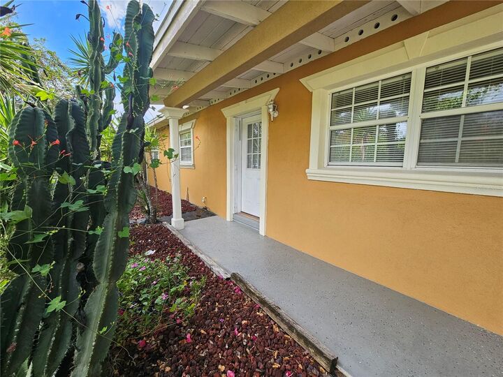 Property Photo: 165 Jay Drive FL 32714