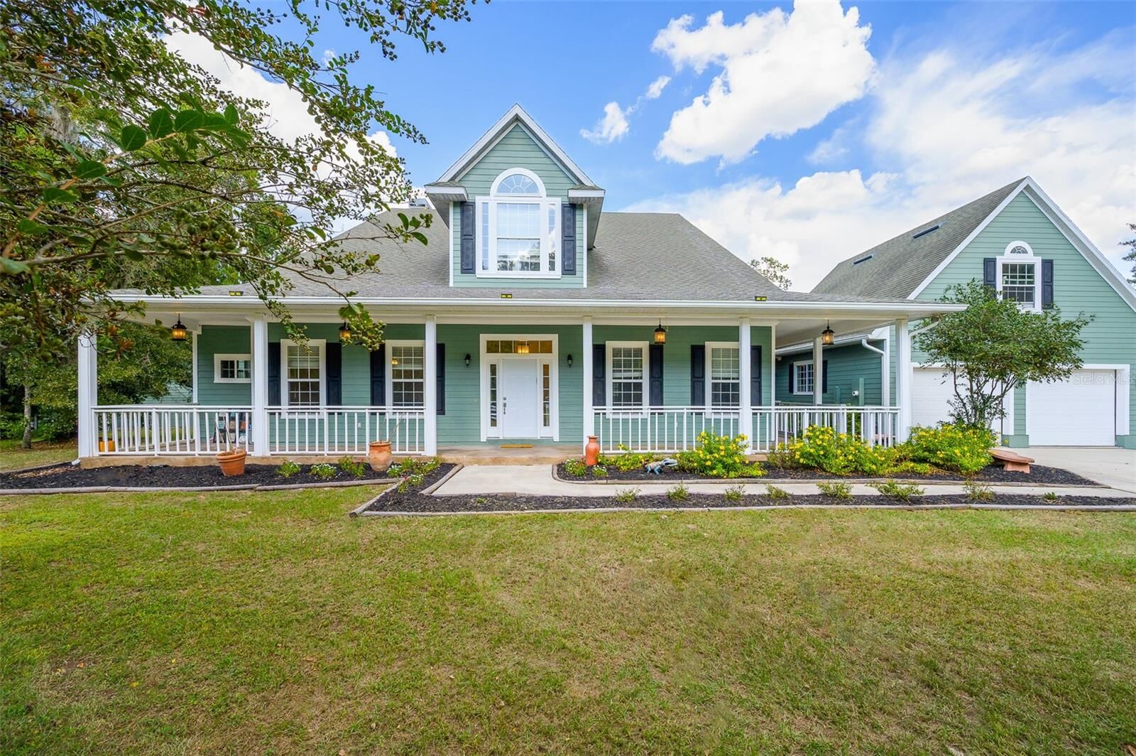 Property Photo:  1463 NW 104th Drive  FL 32606 