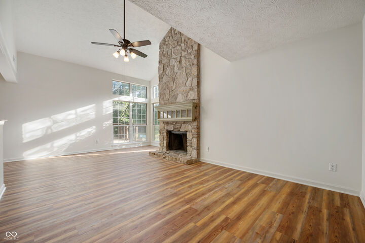 Property Photo:  9584 Bay Vista E Drive E  IN 46250 